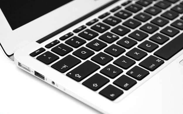 bán Macbook Air 11 inch cũ MC968 chính hãng