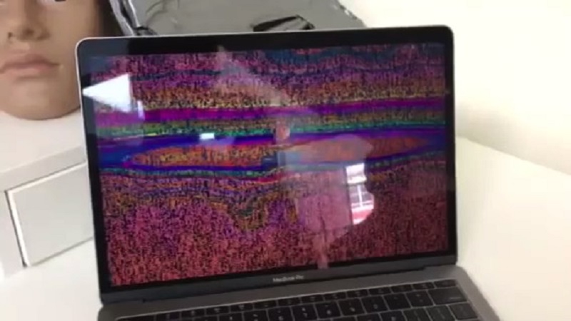 Lỗi đồ họa ở Macbook Pro cũ vẫn xuất hiện trên Macbook Pro 2016