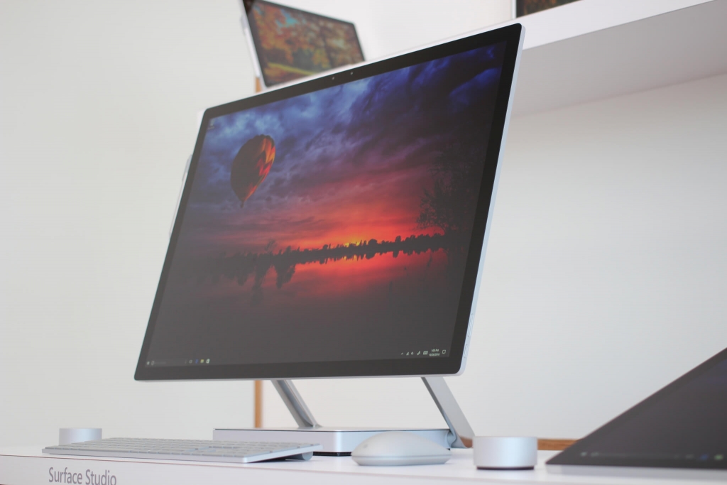 So sánh Surface Studio và iMac
