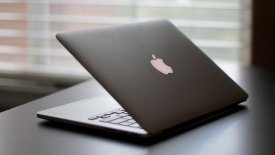 chọn mua Macbook cũ uy tín giá rẻ