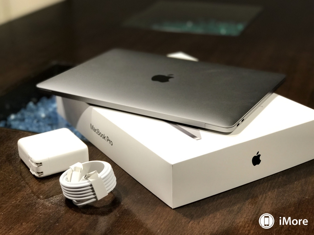 Macbook Pro 2016 bỏ khe cắm thẻ nhớ SD