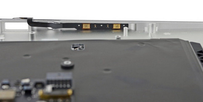 "phẫu thuật" Macbook Air 13 inch cũ chính hãng