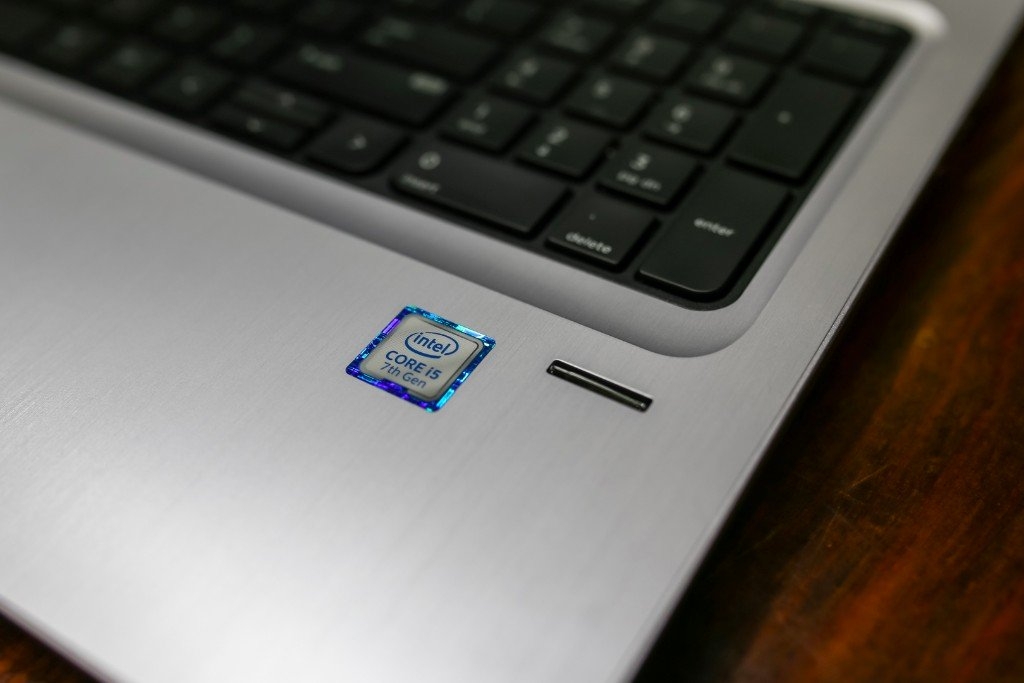 Macbook Air 13 inch cũ