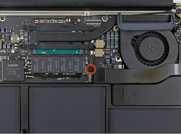 Macbook Air cũ chính hãng