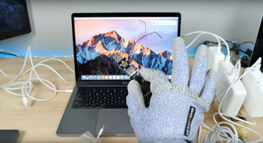 Macbook Pro touchbar cũ giá rẻ