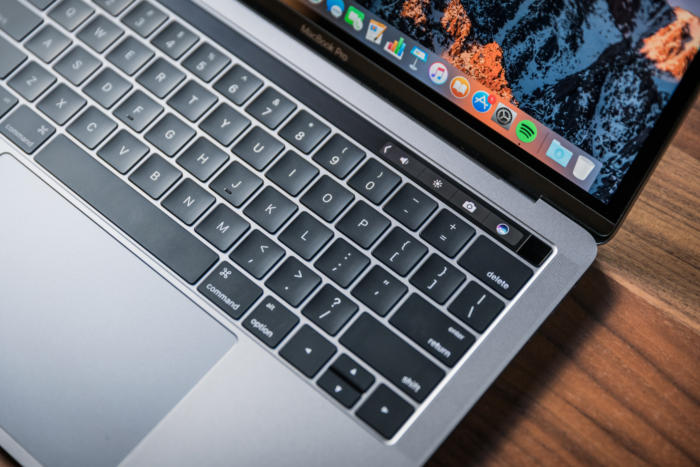 Macbook-Retina-cu-gia-tot-1