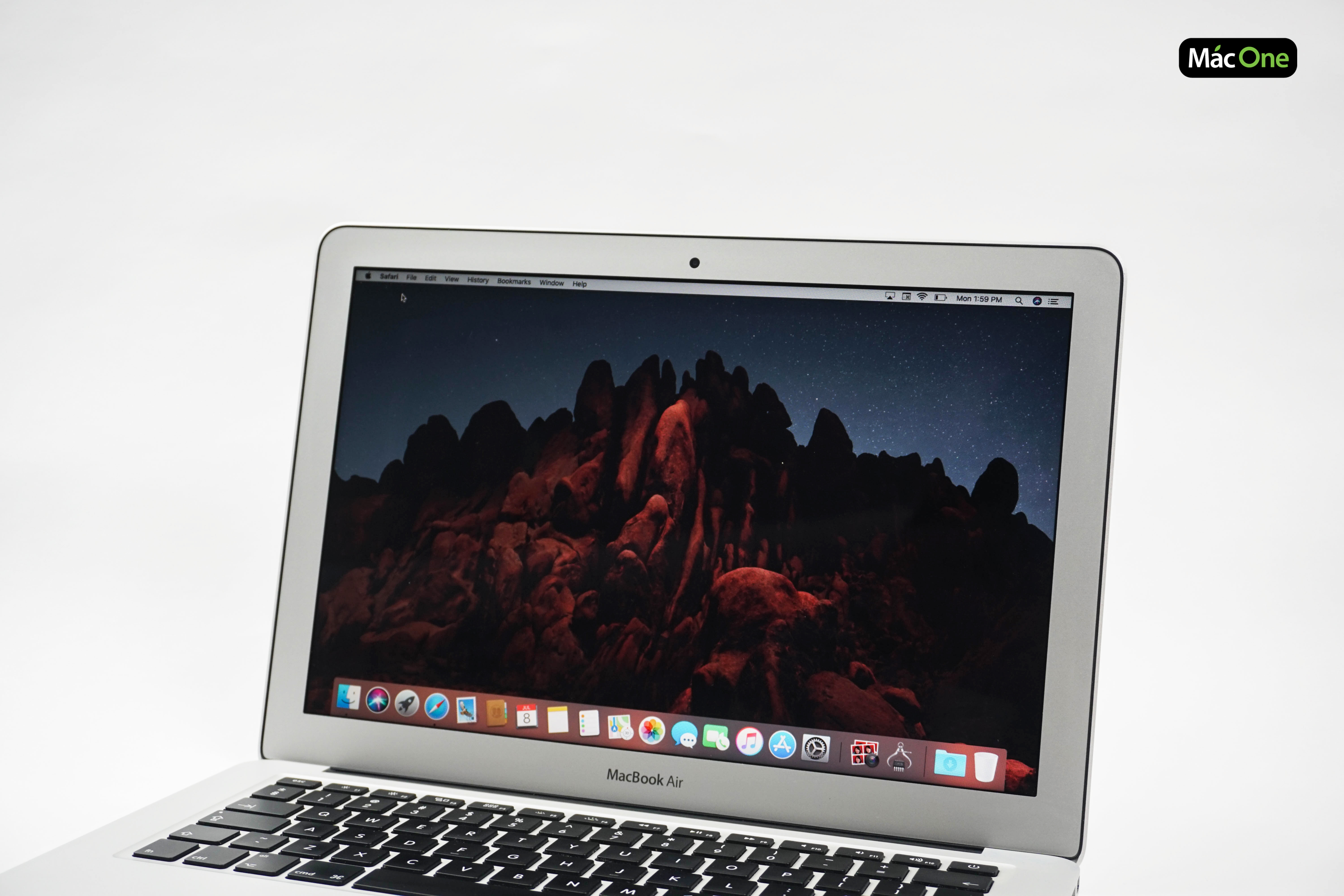 Đánh giá Macbook Air 2017: Lý do vì sao vẫn rất hot. - ảnh 2