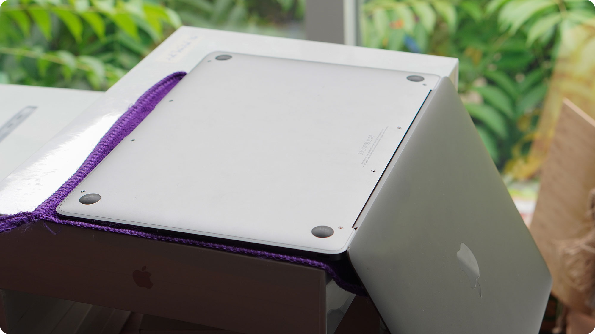 Những phương pháp khắc phục nhanh khi nước vào MacBook