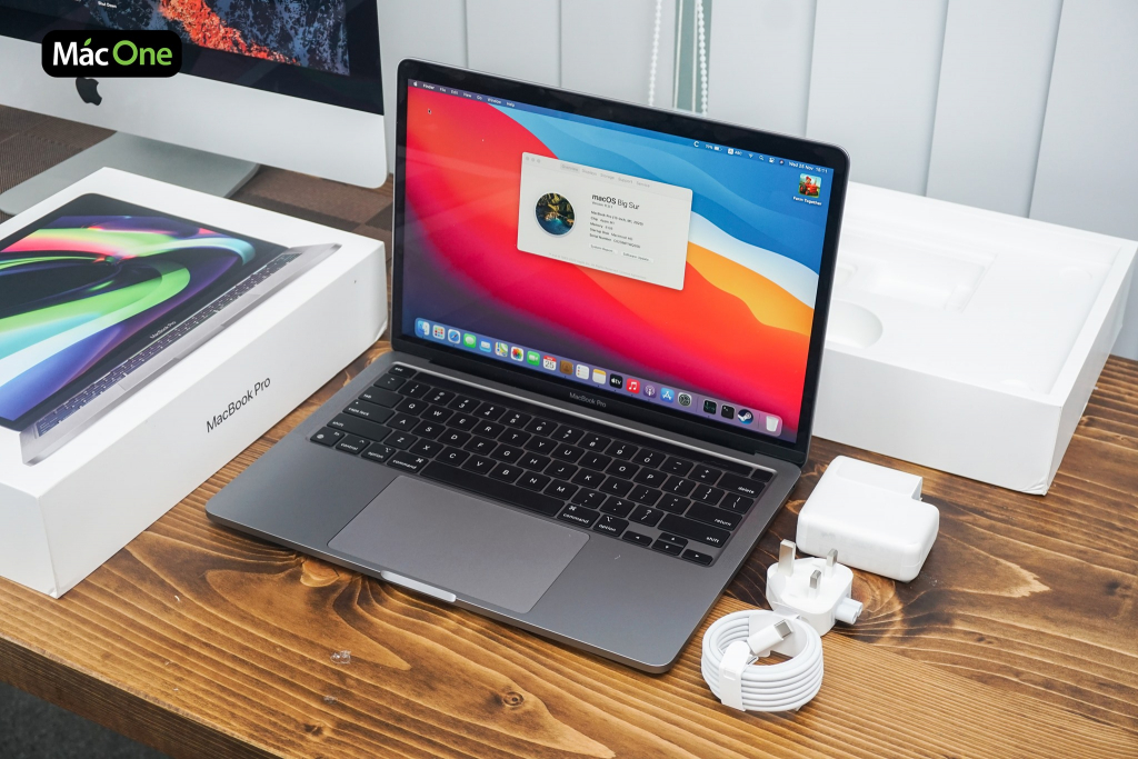 2.Hiệu năng từ cả hai con chip M1 và Intel  