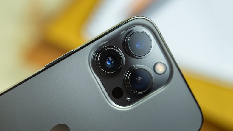 1.Thiết kế  iPhone 13 Series