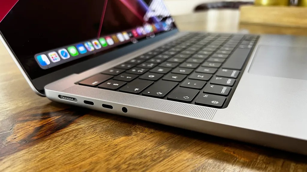 Đánh Giá Macbook Pro 14 Inch Chi Tiết Toàn Bộ Các Phiên Bản Từ M1 Pro Đến M5