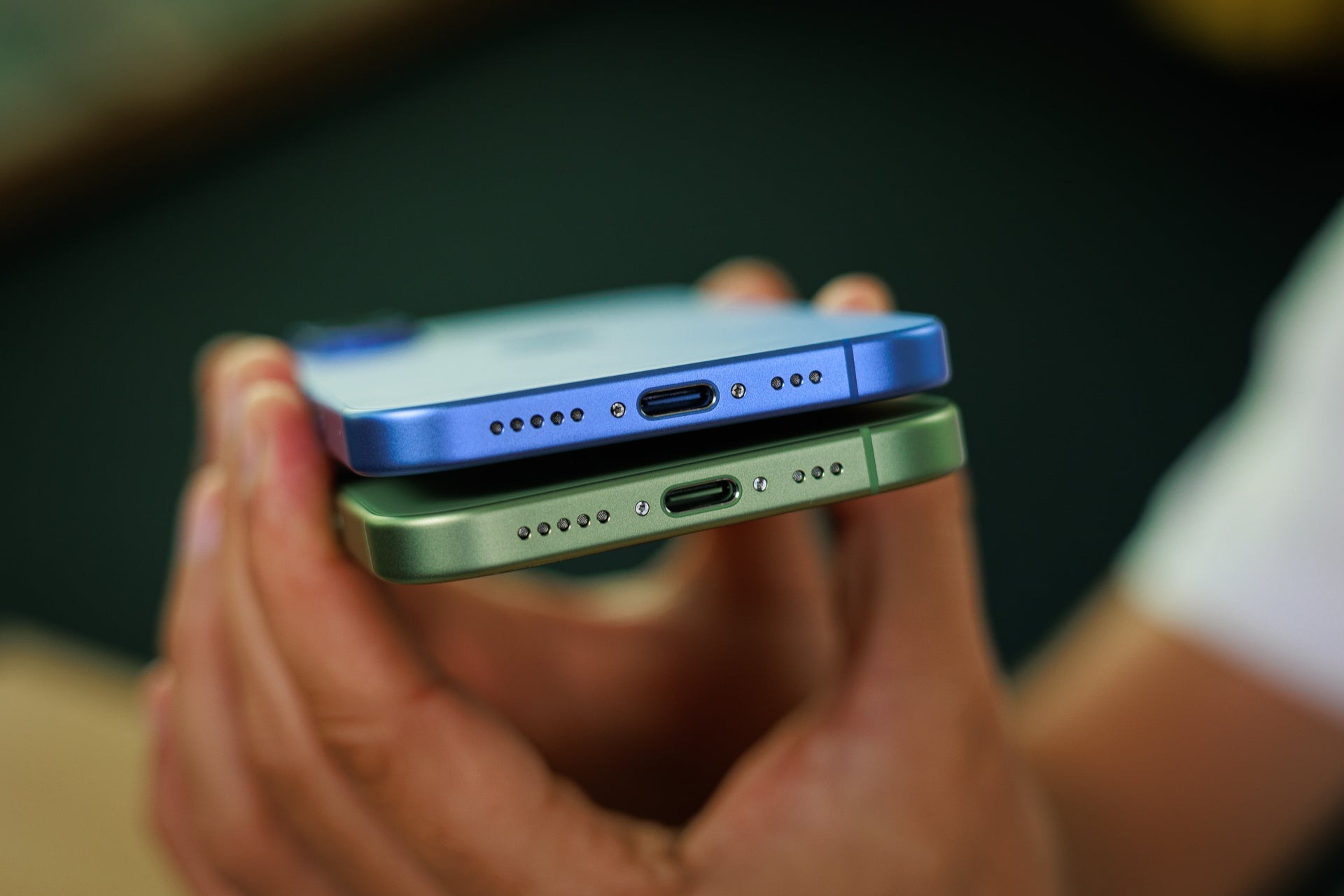 So sánh iPhone 16 và iPhone 17: Nâng cấp đáng giá hay chỉ là chiêu trò?