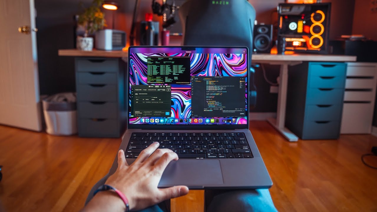 Sinh viên IT năm nhất: MacBook Pro 14 inch hay ThinkPad X1 Carbon để bắt đầu sự nghiệp Coder?